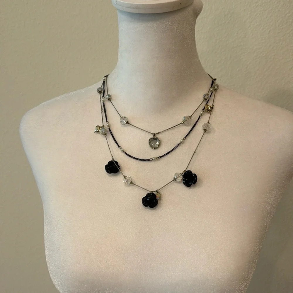 Betsey Johnson black and white floral necklace